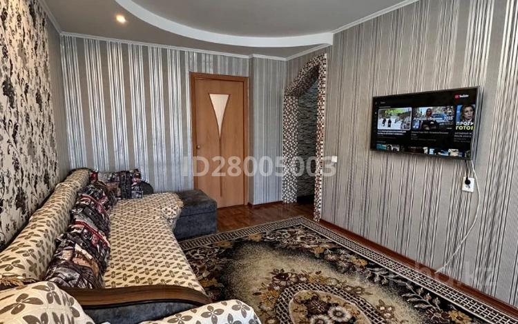 2-комнатная квартира · 52 м² · 2/5 этаж, Ауэзова 35 — Жанасамейская за 12 000 〒 в Семее — фото 36
