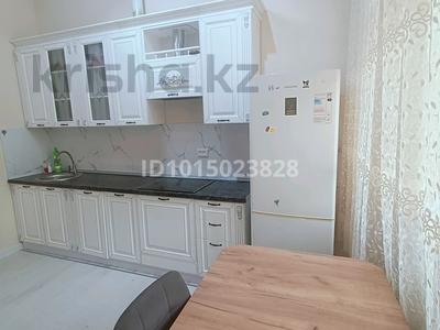 1-комнатная квартира · 40 м² · 1/13 этаж, 16-й мкр , 16-ш/а. 84 за 13 000 ₸ в Актау