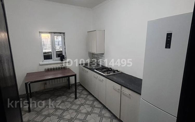 Жеке үй · 1 бөлме · 50 м² · 10 жүзд., мкр СМП 136, Смп-136 3а, бағасы: 90 000 ₸ в Атырау — фото 2