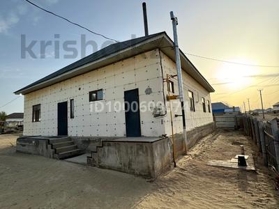 Жеке үй · 6 бөлме · 180 м² · 14 сот., Тюра-там, Тюра-там Байсейтова 57, бағасы: 17 млн 〒 в Байконуре