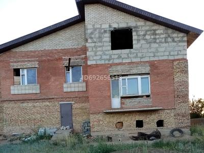 Отдельный дом • 6 комнат • 200 м² • 10 сот., 20 мкр за 18 млн 〒 в Степногорске
