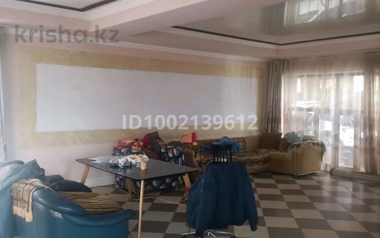 Жеке үй · 4 бөлме · 270 м² · 5.7 сот., мкр Баганашыл, Мкр Баганашыл-2 ул.Трудовая 39, бағасы: 130 млн ₸ в Алматы, Бостандыкский р-н — фото 2
