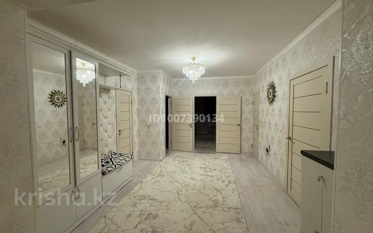 3-бөлмелі пәтер · 94 м² · 5/5 қабат, Рауан 6 — Рауан, бағасы: 17 млн ₸ в Жанаозен — фото 2