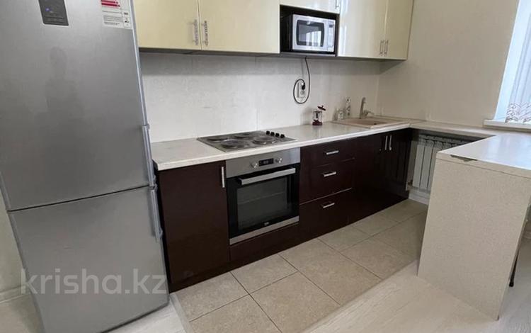 2-бөлмелі пәтер · 43 м² · 3/9 қабат, Ермека Серкебаева 25, бағасы: 25 млн ₸ в Астане, Сарыарка р-н — фото 2