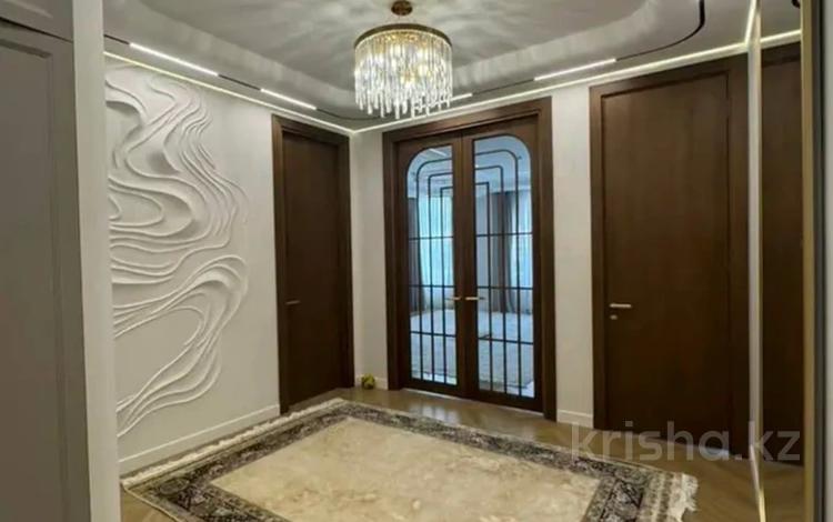 4-бөлмелі пәтер · 160 м² · 2/15 қабат, Турар Рыскулов 3, бағасы: 189 млн ₸ в Астане, Есильский р-н — фото 2
