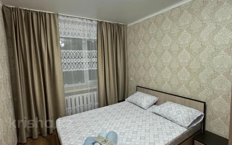 2-комнатная квартира · 49 м² · 2/3 этаж, Исы Байзакова 147 — Угол ул. Толстого рядом ресторан Марсель за 15 000 ₸ в Павлодаре — фото 2