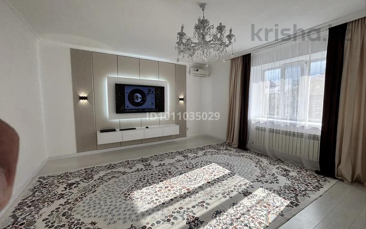 2-бөлмелі пәтер · 100 м² · 5/5 қабат, мкр. Алтын орда, Тауелсиздик 9, бағасы: 28.9 млн ₸ в Актобе — фото 4