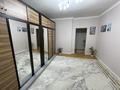 2-бөлмелі пәтер · 60 м² · 3/5 қабат, мкр Нурсая, Таумуш жумагалиева 54 — Таумуш жумагалиева, бағасы: 25 млн ₸ в Атырау — фото 4