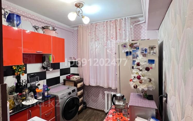 1-бөлмелі пәтер · 36 м² · 5/5 қабат, Космическая 10/5, бағасы: 18 млн ₸ в Усть-Каменогорске — фото 2