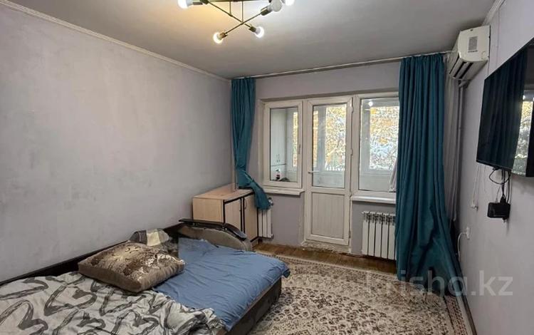 1-бөлмелі пәтер · 33 м² · 2/4 қабат, мкр №10 А, бағасы: 22.5 млн ₸ в Алматы, Ауэзовский р-н — фото 2