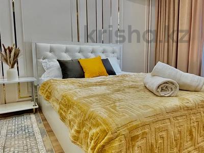 Аренда квартир посуточно в Шымкенте: 1-комнатная квартира · 50 м² · 7/16 этаж, Сырым батыра 2/30 — Работаем Круглосуточно 24/7 Толеметова за 15 000 〒 1-комнатная квартира · 50 м² · 7/16 этаж, Сырым батыра 2/30 — Работаем Круглосуточно 24/7 Толеметова за 15 000 〒 в Шымкенте, Абайский р-н