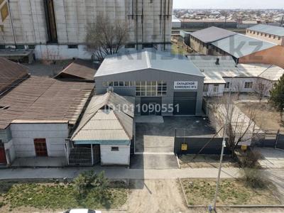 Промбаза · 6 соток, Абылай хан 33/2 — Рядом завода SANA за 1 200 〒 в Туркестане
