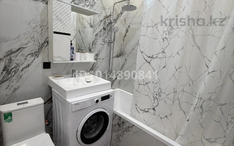 1-комнатная квартира · 40 м² · 8/9 этаж, Микрорайон Кайрат 304/2 — Жетысу базар. за 200 000 ₸ в Алматы, Турксибский р-н — фото 2