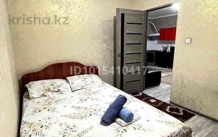 1-бөлмелі пәтер · 40 м² · 4/10 қабат, Ақсай-1 ш/а. 11/9 — Толе би момышулы, бағасы: 12 000 ₸ в Алматы, Ауэзовский р-н — фото 2