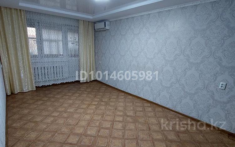 2-комнатная квартира · 43 м² · 5/5 этаж, Молодежный 7-58 — Возле базара Алан за 4.5 млн ₸ в Кандыагаш — фото 2