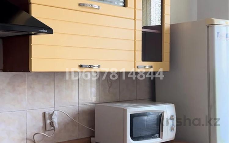 2-бөлмелі пәтер · 64 м² · 5/9 қабат, Құлагер ш/а. 11 — ул Серикова, бағасы: 250 000 ₸ в Алматы, Жетысуский р-н — фото 16