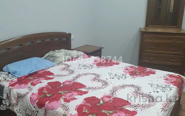 3-бөлмелі пәтер · 95 м² · 9/21 қабат, Самал-2 ш/а., Снегина 33/a, бағасы: 520 000 ₸ в Алматы, Медеуский р-н — фото 2