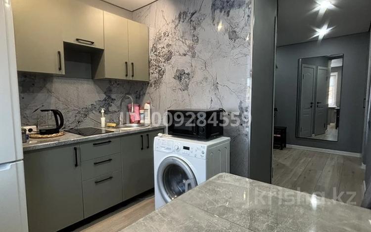 2-комнатная квартира · 45 м² · 3/5 этаж, Крылова 49 — Крылова-Ауэзова за 220 000 ₸ в Усть-Каменогорске — фото 2