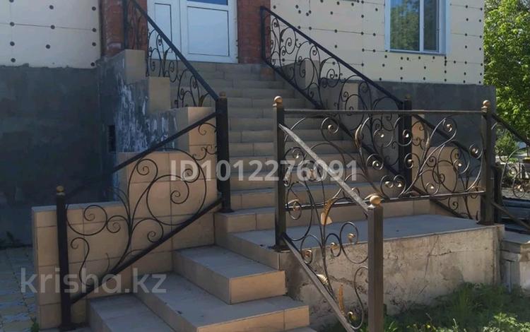 Отдельный дом · 4 комнаты · 150 м² · 10 сот., Теміртау за 39 млн ₸ в Караганде — фото 47