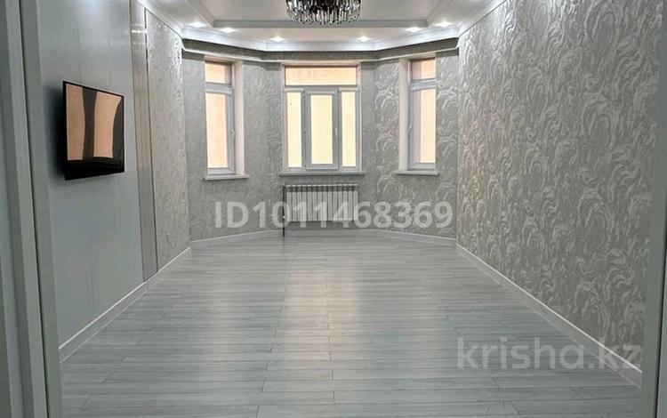 3-бөлмелі пәтер · 118 м² · 13/16 қабат, 17-й мкр, ​17-й микрорайон 6, бағасы: 65 млн ₸ в Актау — фото 2