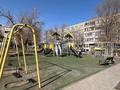 2-бөлмелі пәтер · 48.2 м² · 3/5 қабат, 4 а 1 а 54 — Продаётся просторная и тёплая 2-комнатная квартира в отличном районе в Старом городе. -Большие комнаты, удобная планировка -Пластиковые окна, новая сантехника, счётчики -Пол линолеум -Балкон/трубы пластиковые -Остаются встроенный кухонный гарнитур и титан на 80 л. -Чистый и ухоженный подъезд, тихий двор -Окна выходят на 2 стороны -Рядом школа, магазины, остановки и вся необходимая инфраструктура Квартира очень тёплая зимой, комфортная и уютная. Без долгов и обременений., бағасы: 6.7 млн ₸ в Темиртау — фото 8