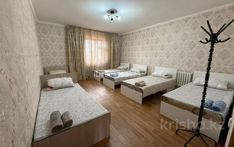 Свободное назначение, бани, гостиницы и зоны отдыха · 200 м² за 100 000 ₸ в Семее — фото 2