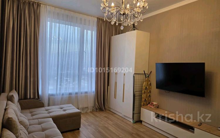 1-бөлмелі пәтер · 38 м² · 9/12 қабат, Толе Би 290/1, бағасы: 40 млн ₸ в Алматы, Алмалинский р-н — фото 2