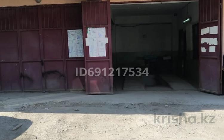 Сдается два гаража с ямами…, Адрес: Жангельдина 15а 15а в Шымкенте — фото 2