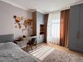 4-комнатная квартира · 135 м² · 5/14 этаж, Шамши Калдаяков 8/2 за 140 млн ₸ в Астане, Сарайшык р-н — фото 8