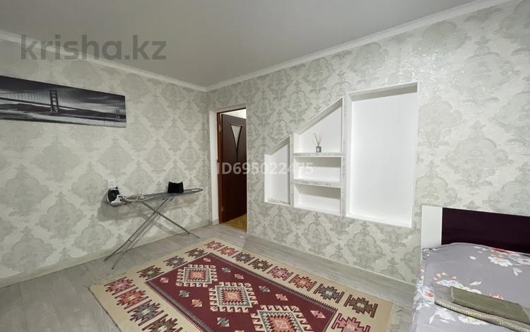 1-комнатная квартира · 40 м² · 5/5 этаж, Старый город, 8 марта 10 — Район ЖД Вокзала за 7 000 〒 в Актобе — фото 4