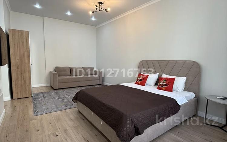 1-комнатная квартира · 40 м² · 7/17 этаж, Туран 52/6, — Туран за 18 000 ₸ в Астане, Есильский р-н — фото 2