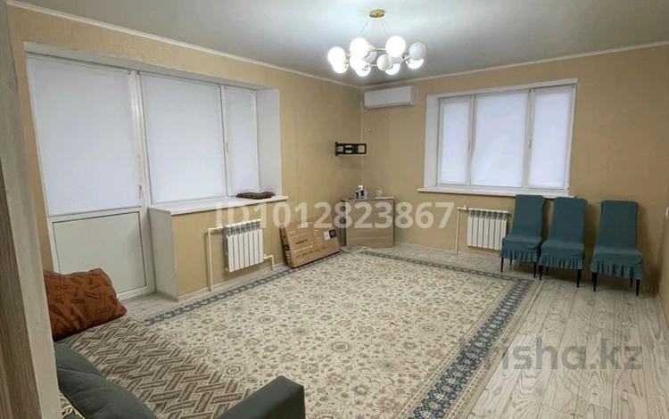 2-бөлмелі пәтер · 64 м² · 7/9 қабат, мкр. Зачаганск пгт, Монкеулы — Бірлік, бағасы: 170 000 ₸ в Уральске — фото 2