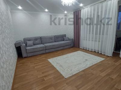3-бөлмелі пәтер · 112 м² · 2/5 қабат, мкр. Алтын орда 19в, бағасы: 48 млн ₸ в Актобе