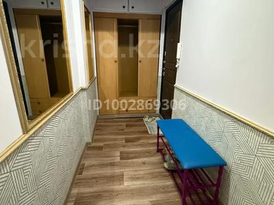 Пәтерлер в Алматы: 1-бөлмелі пәтер · 33 м² · 5/5 қабат, мкр Алмагуль — Между Гагарина и Жарокова по Сисинхай, бағасы: 220 000 〒 1-бөлмелі пәтер · 33 м² · 5/5 қабат, мкр Алмагуль — Между Гагарина и Жарокова по Сисинхай, бағасы: 220 000 〒 в Алматы, Бостандыкский р-н