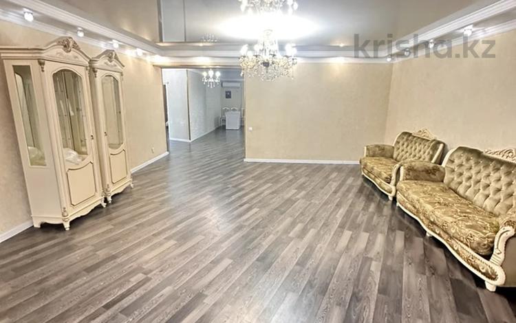 4-комнатная квартира · 156 м² · 10/16 этаж, мкр Новый Город, Абая 61/2 за 45 млн ₸ в Караганде, Казыбек би р-н — фото 2