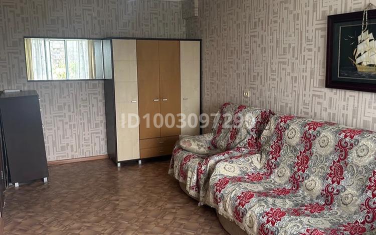 1-комнатная квартира · 37.4 м² · 5/5 этаж, Физкультурная 10А за 9 млн ₸ в Семее — фото 2