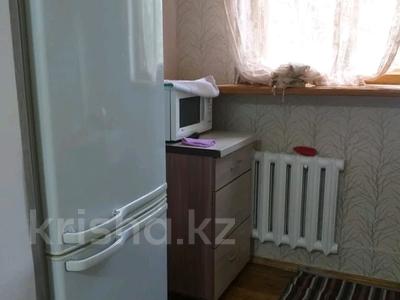 2-комнатная квартира, 60 м², 2/5 этаж помесячно, 15 мкр 14 за 120 000 〒 в Шымкенте, Енбекшинский р-н