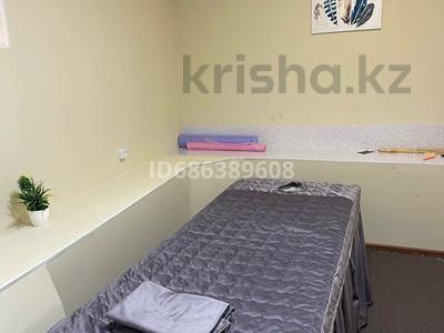 Кабинеттер және жұмыс орындары · 12 м², бағасы: 65 000 ₸ в Атырау