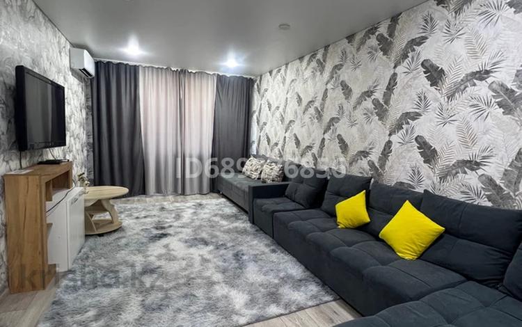 3-комнатная квартира · 65 м² · 4/5 этаж, Есенберлина 29 — 6 микрорайон за 26 000 ₸ в Жезказгане — фото 13