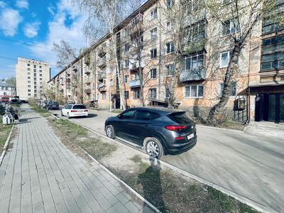 2-комнатная квартира, 46 м², 3/5 этаж, Казахстан 105 за 16.5 млн 〒 в Усть-Каменогорске