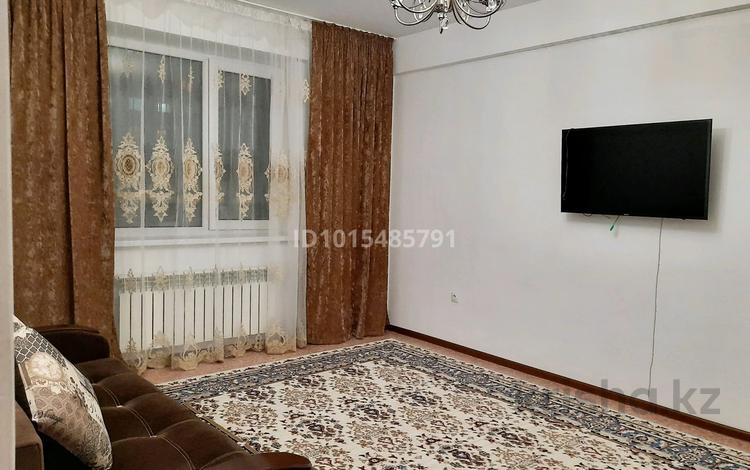 2-комнатная квартира · 69 м² · 3/16 этаж, Байкен Ашимова 13 за 180 000 ₸ в Талдыкоргане, мкр Болашак — фото 2