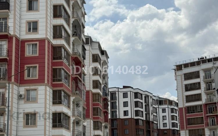 3-комнатная квартира · 82 м² · 7/10 этаж, Куаныша Толеметова 50/4 за 42 млн ₸ в Шымкенте, Абайский р-н — фото 2