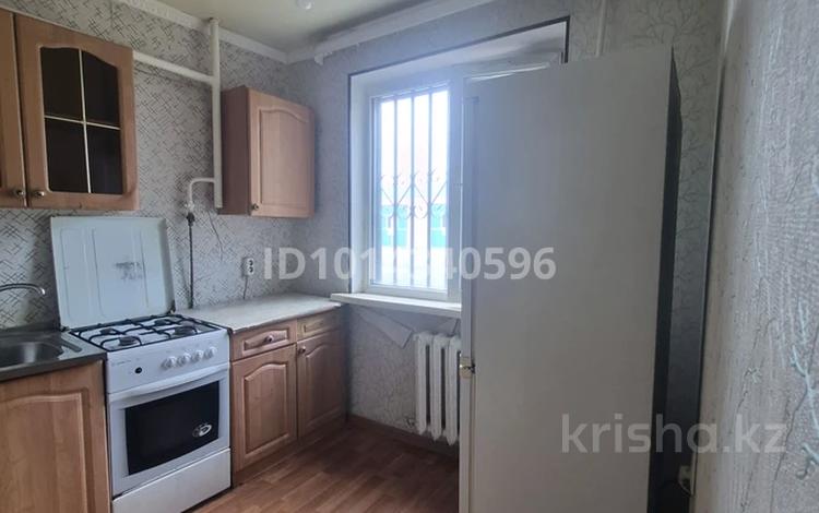 4-комнатная квартира · 61 м² · 1/5 этаж, мкр 5, Калдаякова 1а — угол Тургенева за 15 млн ₸ в Актобе — фото 2