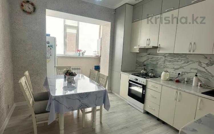 3-комнатная квартира · 90.1 м² · 2/5 этаж, мкр. Алтын орда 32 за 38.7 млн ₸ в Актобе — фото 2