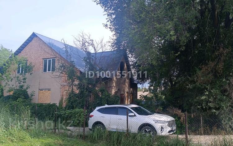 Отдельный дом · 6 комнат · 310 м² · 4 сот., Первомайская 106А за 25 млн ₸ в Боралдае (Бурундай) — фото 5