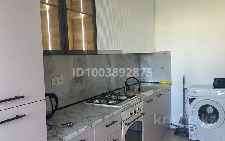 2-бөлмелі пәтер · 60 м² · 2/5 қабат, Мкр.Сырдария 7 — Напротив Обл.Гаи, бағасы: 4 000 ₸ в  — фото 4
