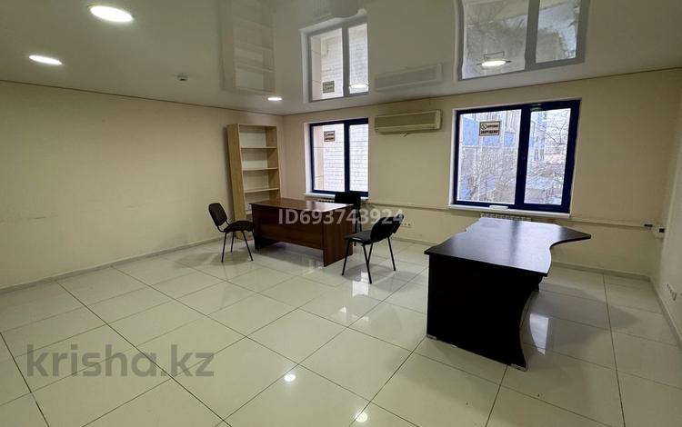 Офисы · 35 м² за 122 500 〒 в Актау, 2-й мкр — фото 7
