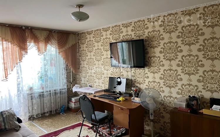 1-комнатная квартира, 30.3 м², 4/5 этаж, Мкрн Жастар за 11.5 млн 〒 в Талдыкоргане, мкр Жастар — фото 2