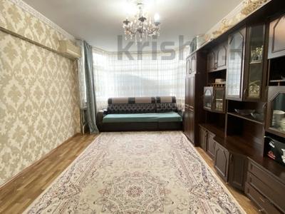 4-комнатная квартира, 108 м², 1/5 этаж, 12 Мкр 6 за 36 млн 〒 в Таразе