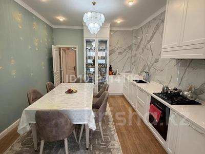 3-бөлмелі пәтер · 115 м² · 3/9 қабат, Алтын орда ш/а., Санкибай батыр, бағасы: 62 млн ₸ в Актобе, мкр. Алтын орда
